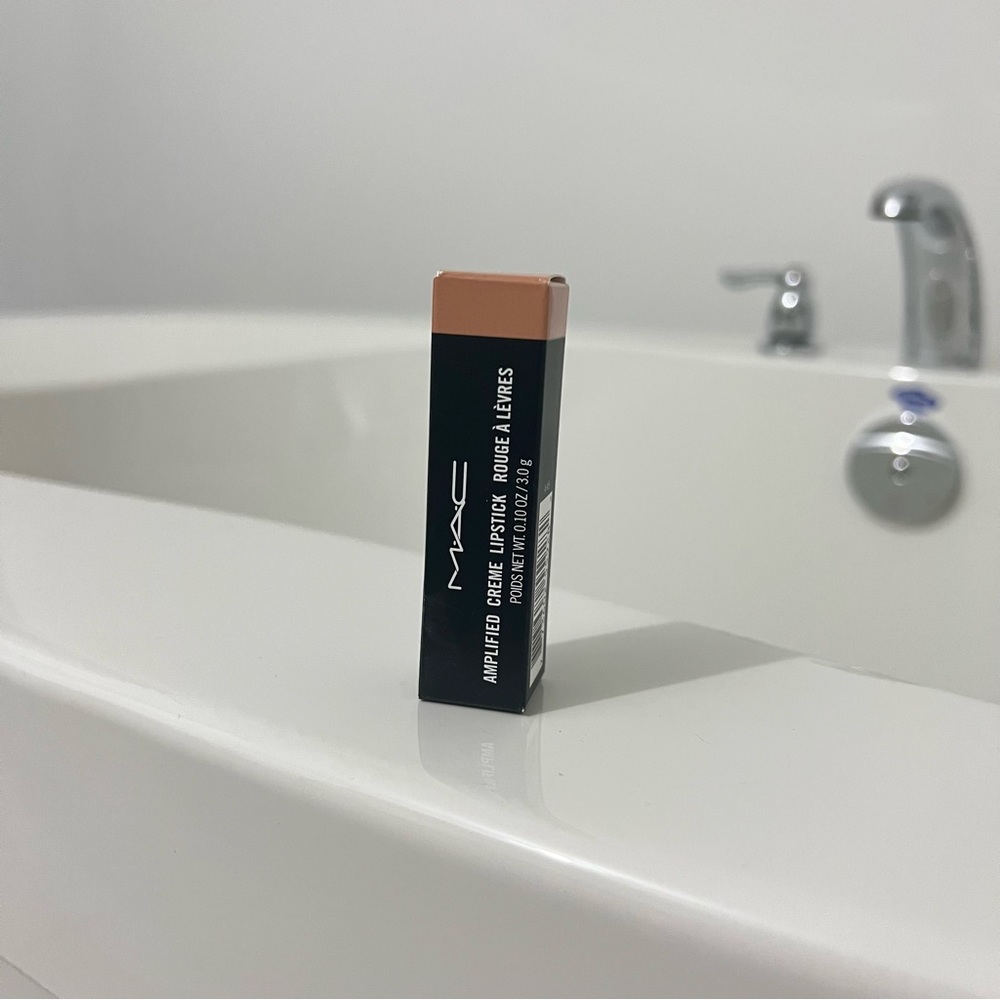 MAC lipstick - Leave me breathless 123